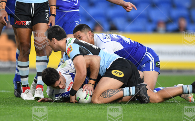 NRL 2021 RD19 Canterbury-Bankstown Bulldogs v Cronulla-Sutherland Sharks - Nick Meaney, Try