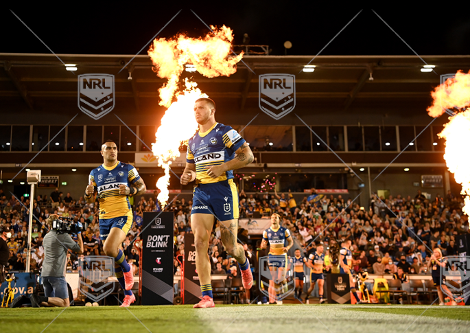 NRL 2021 SF Penrith Panthers v Parramatta Eels - Ray Stone, run on