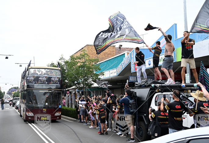 2021 Panthers Parade - Fans, Bus, Panthers Parade