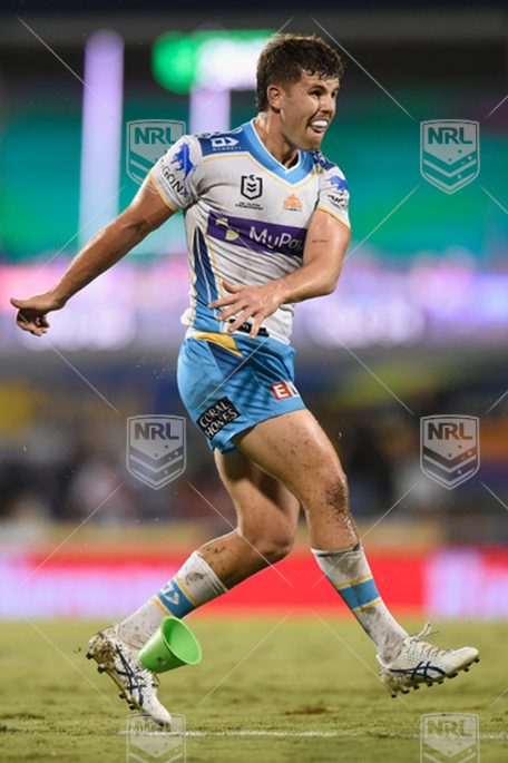 NRL 2022 RD09 Sydney Roosters v Gold Coast Titans - Toby Sexton
