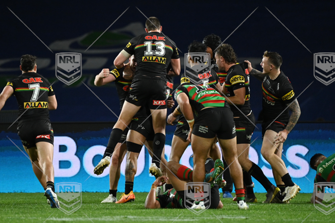 NRL 2022 RD23 South Sydney Rabbitohs v Penrith Panthers - Liam Martin, try celeb