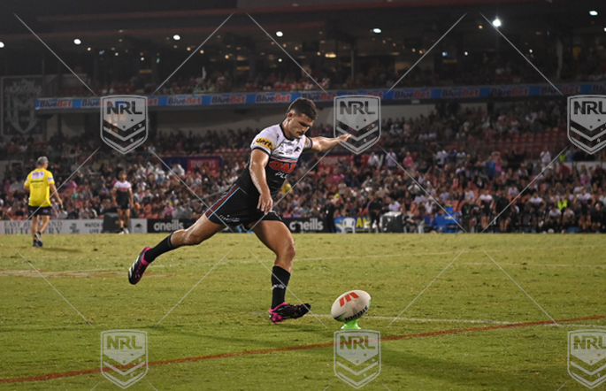 PRE 2023 RD02 Penrith Panthers v St Helens - Nathan Cleary, conversion