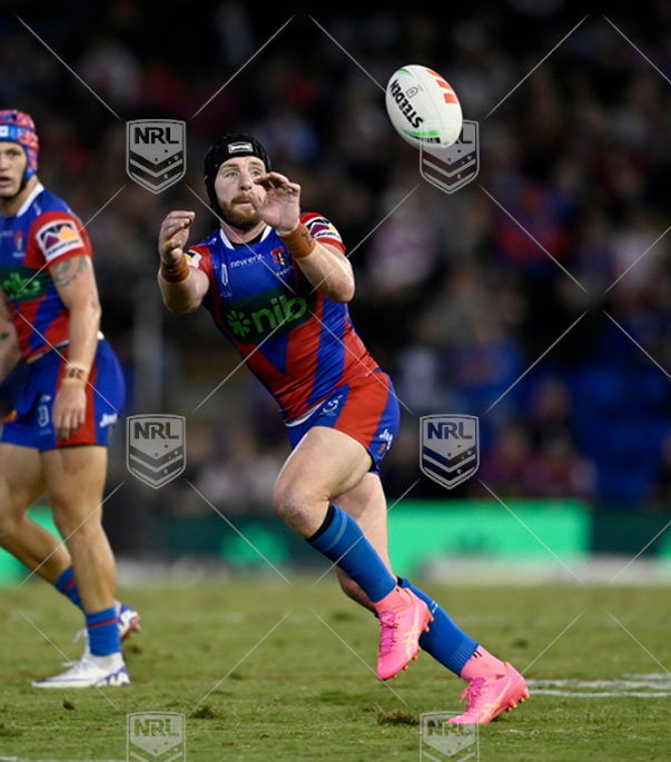 NRL 2024 RD06 Newcastle Knights v Sydney Roosters - Jackson Hastings